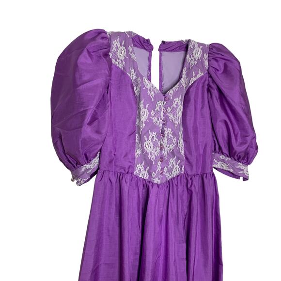 Vintage Handmade Purple Lace Renaissance Regency Fairy Gown Dress - Picture 2 of 4